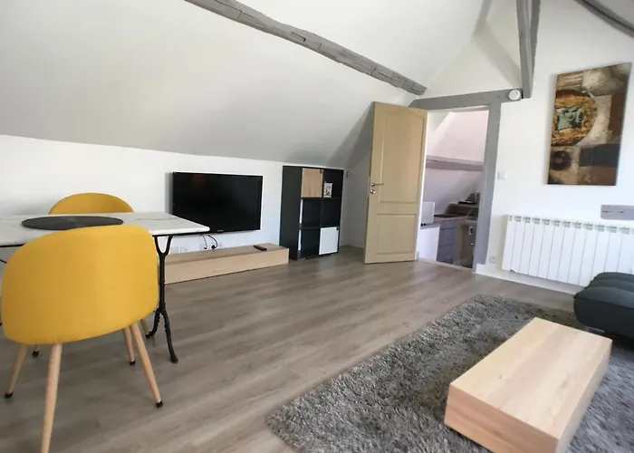 Chartres Coeur De Ville, Beau 2 Pieces Chaleureux Et Lumineux,Parking Et Wifi !